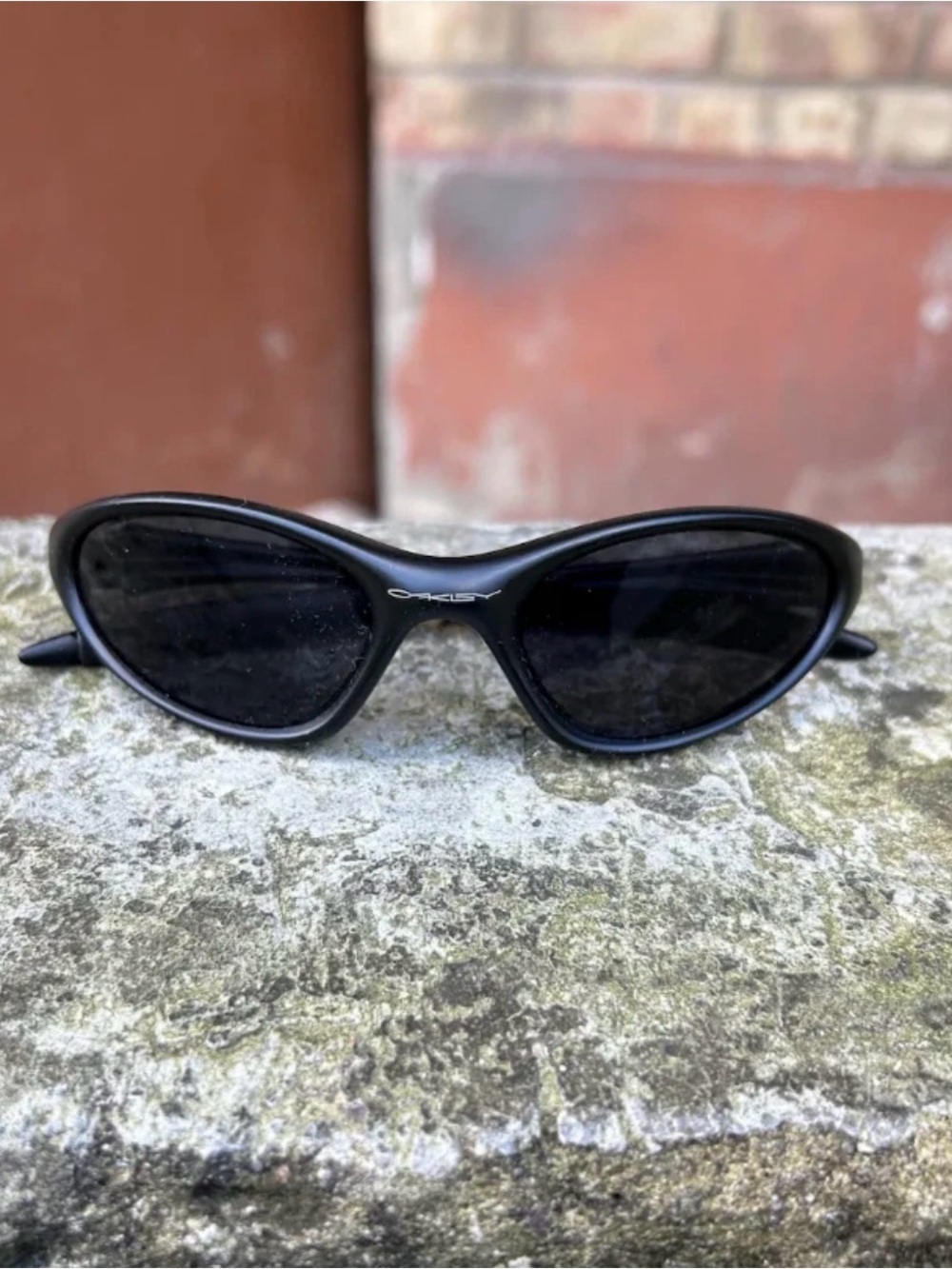 Oakley Minute Sunglasses Black Frame Black Lenses